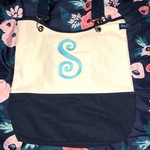 Thirty-One tote with “S” embroidered on it